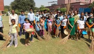 Swachh Bharat Abhiyan at Noida Swachh Bharat Abhiyan at Noida